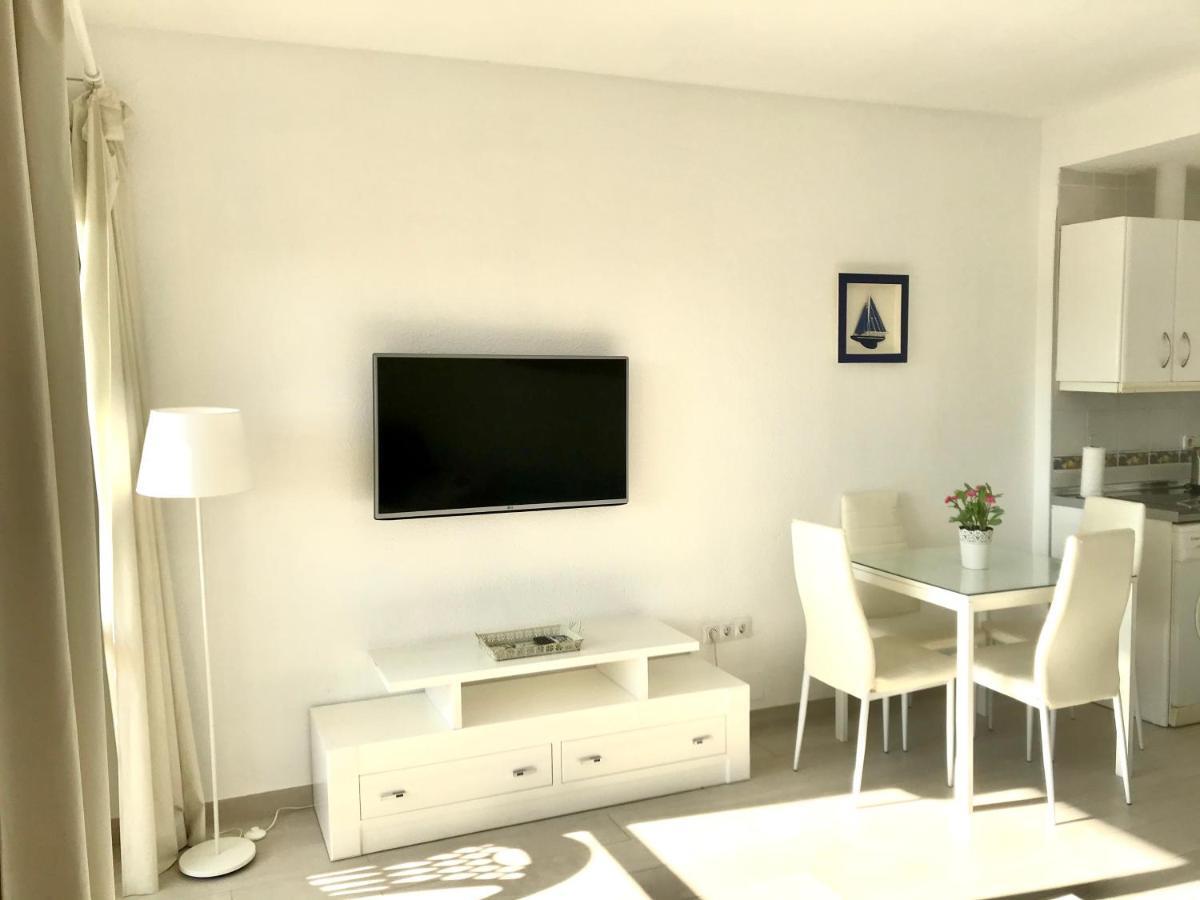 Estudios Y Benal Apartamento *